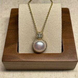 Gold Tone Button Freshwater Pearl Halo Pendant Necklace